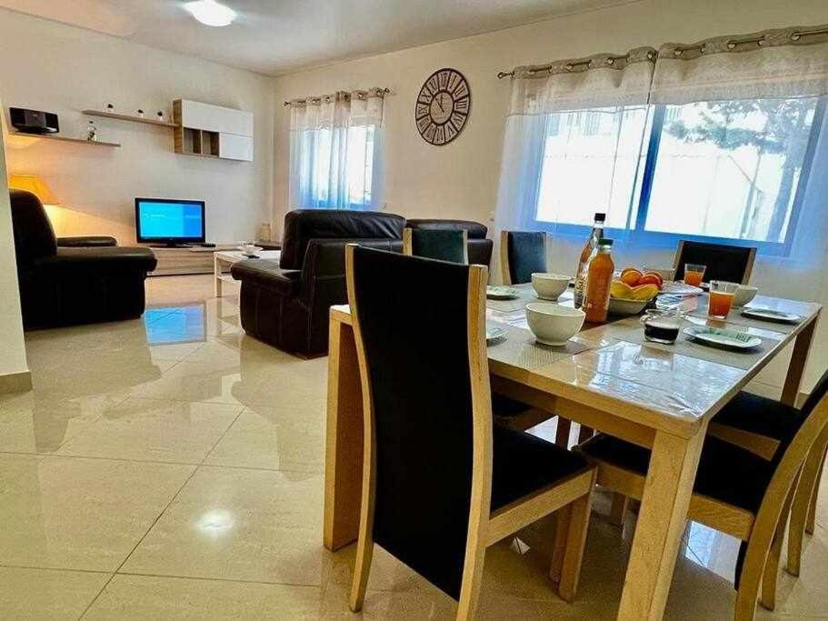 Appartamento Mar E Sol By T3 Wifi E Estacionamento Quarteira Esterno foto